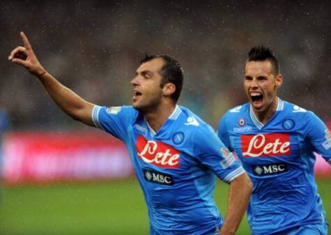 Goran Pandev esulta dopo il gol alla Juve nella Supercoppa 2012 (getty images)