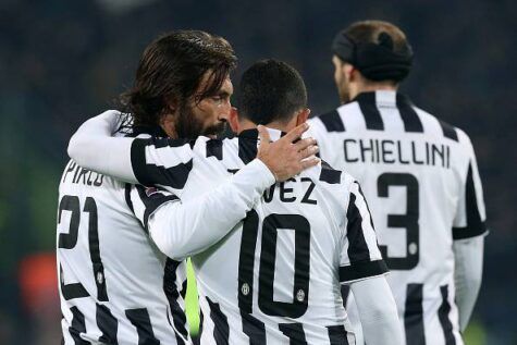 Pirlo e Tevez (getty images)