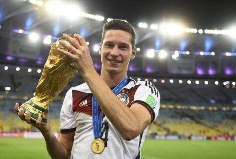 Julian Draxler (Photo credit should read FABRICE COFFRINI/AFP/Getty Images)