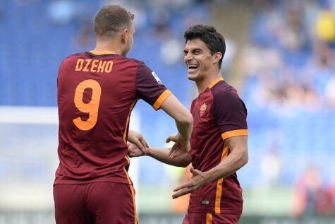 Edin Dzeko e Diego Perotti (Photo by Luciano Rossi/AS Roma via Getty Images)