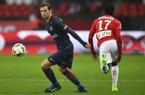 Grzegorz Krychowiak in campo col PSG ©Getty Images