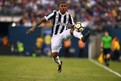 Douglas Costa giocatore Juventus