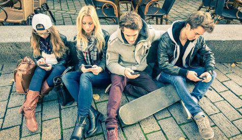 Gli smartphone e i giovani
