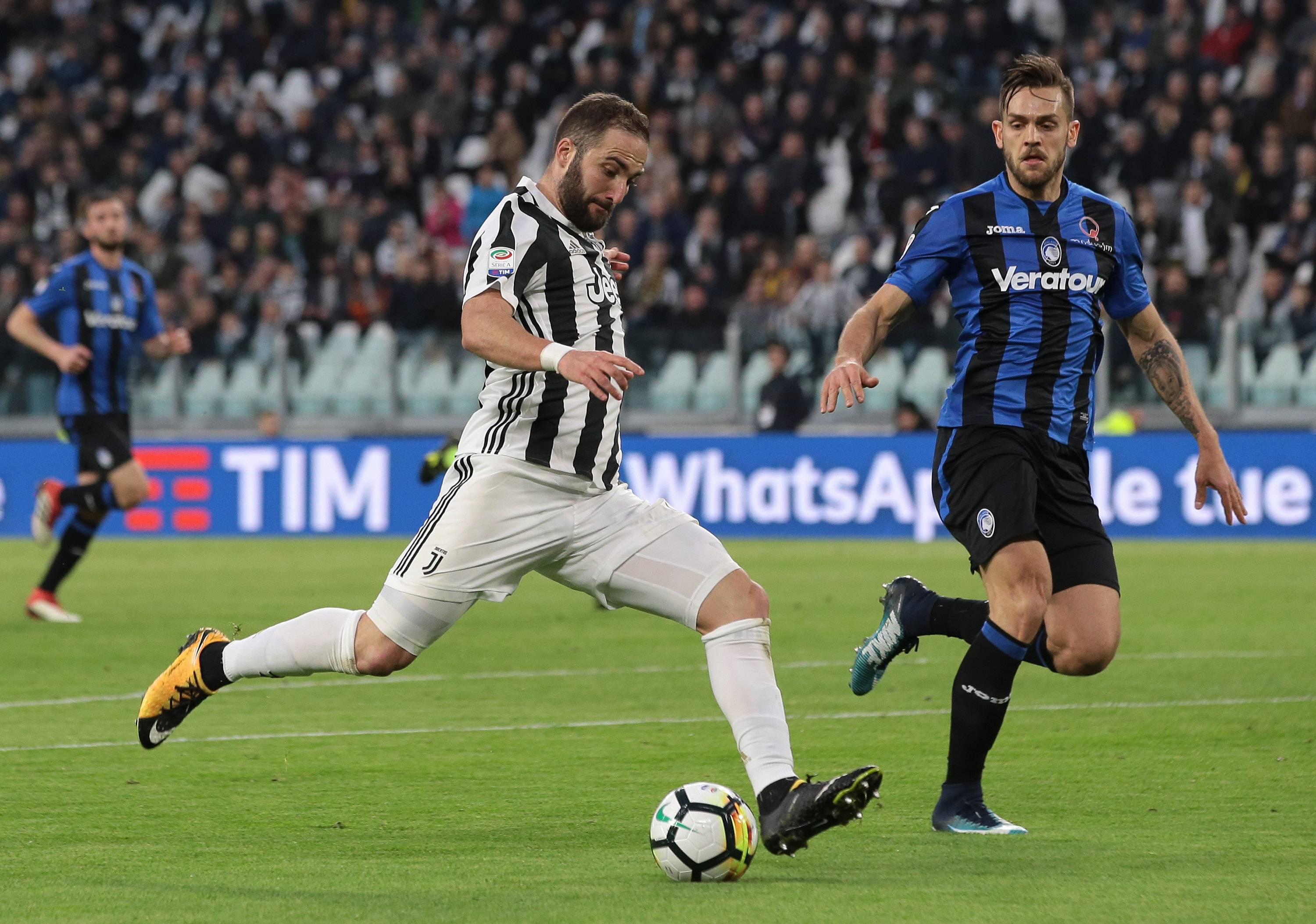 Higuain Attaccante Juventus