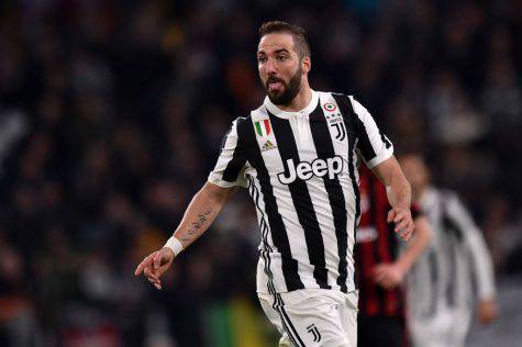 Higuain in azione