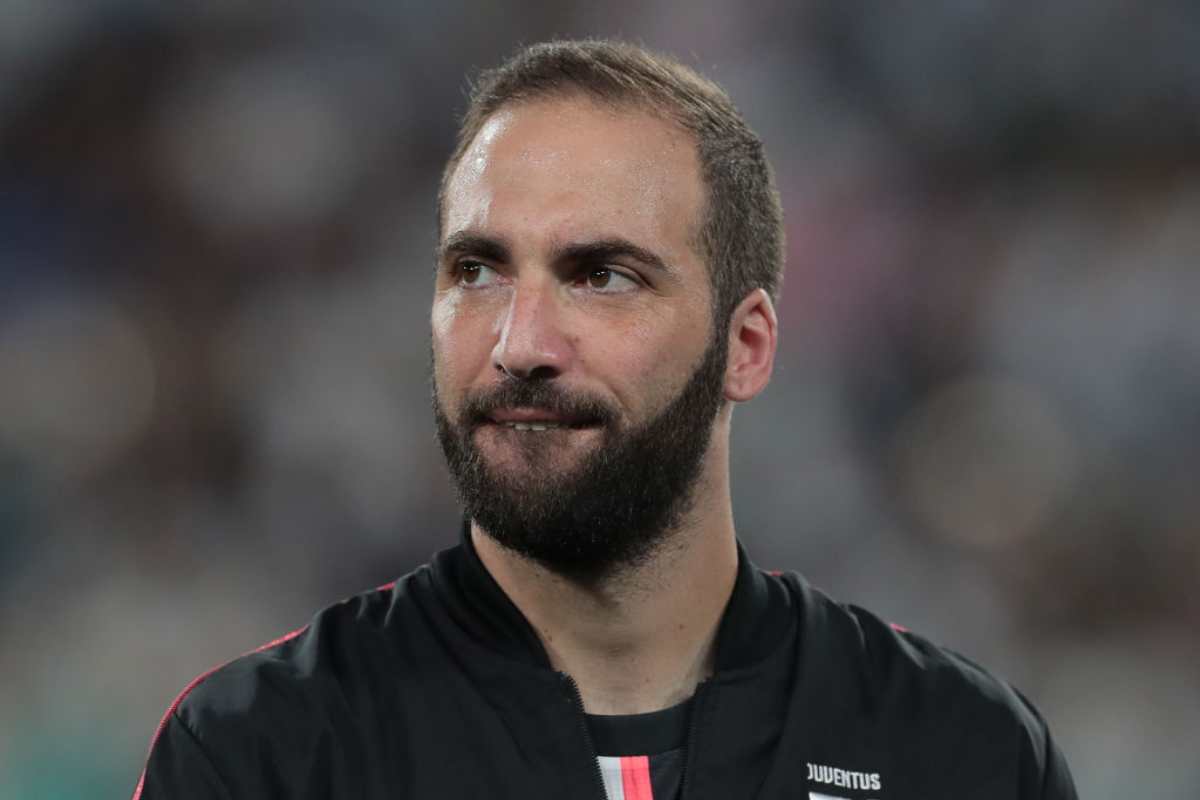 lite higuain sarri juventus