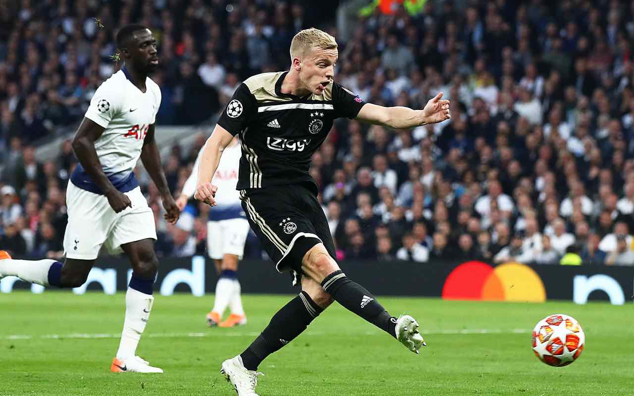 Van de Beek, talento dell'Ajax