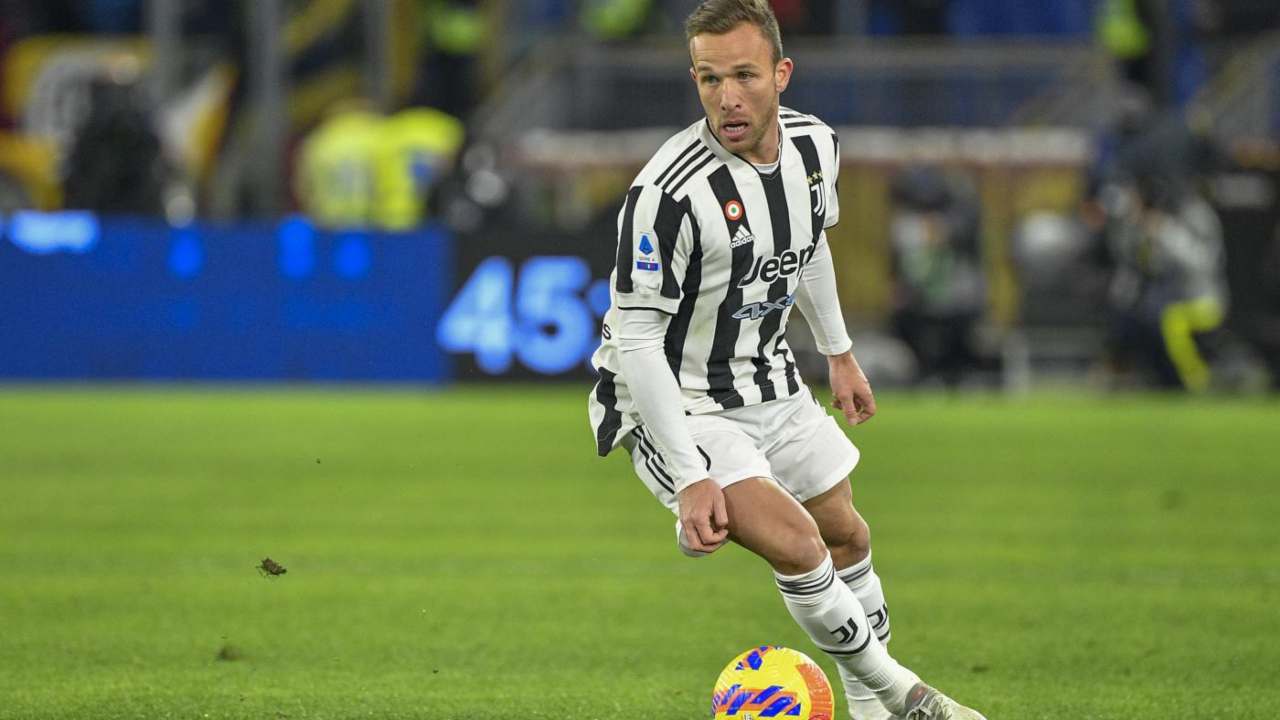 Calciomercato, capolavoro Juve: Arthur e Rabiot “portano” il nuovo Chiellini