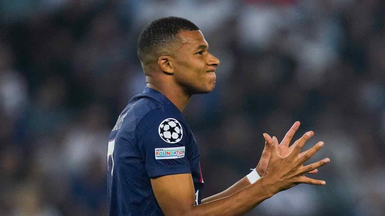 Mbappé e Vlahovic: incrocio di mercato