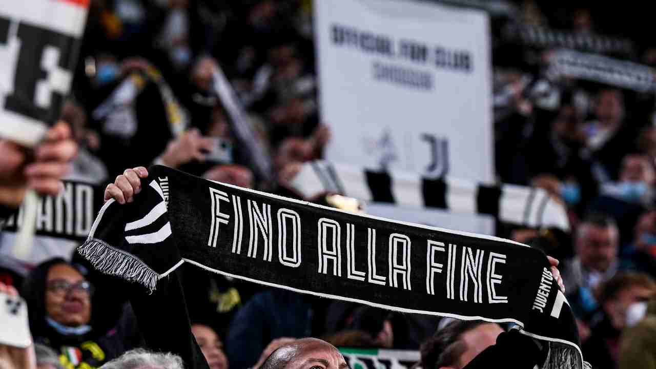 I tifosi della Juventus  juvelive.it