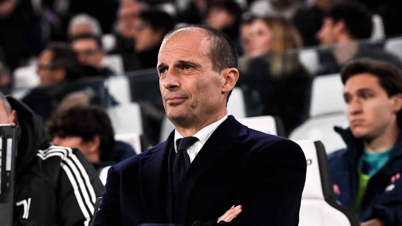 Juventus-Lazio, il big alza bandiera bianca: Allegri lo cambia subito