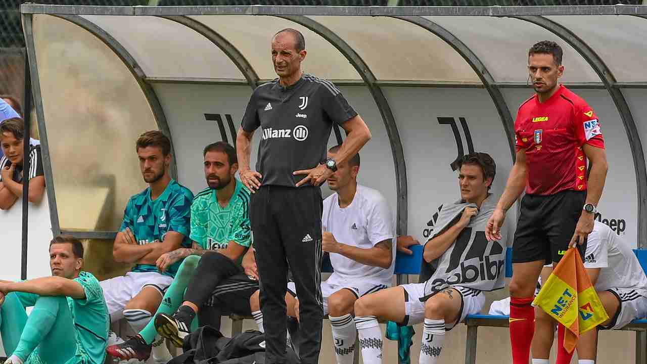Massimiliano Allegri in panchina juvelive.it 