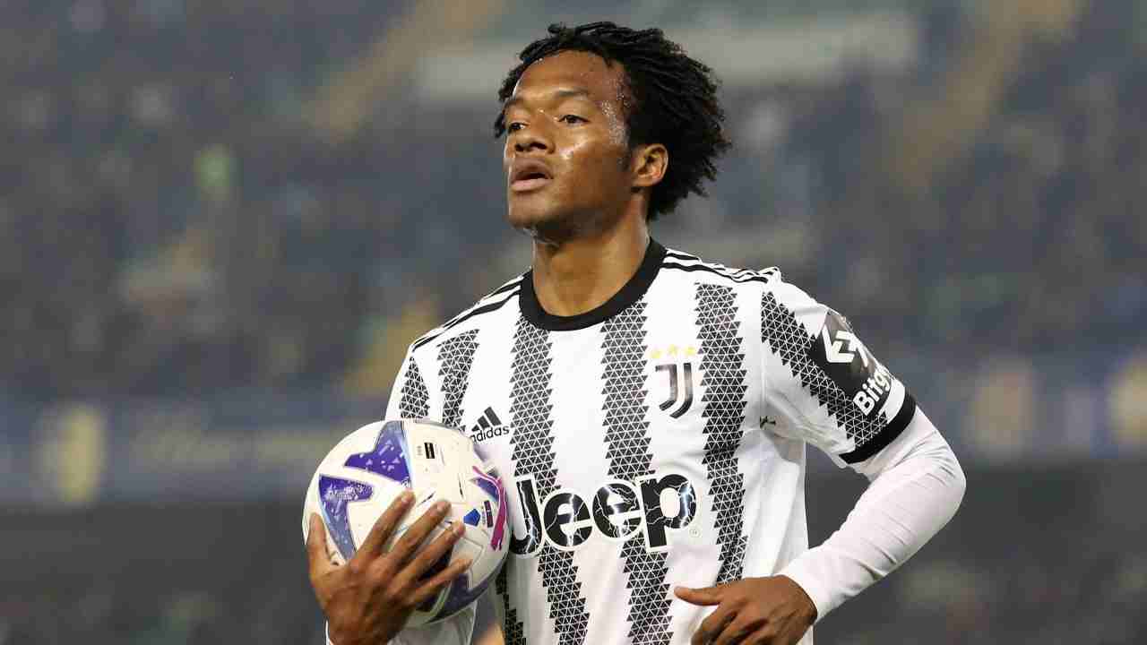 Cuadrado 20221126 juvelive.it