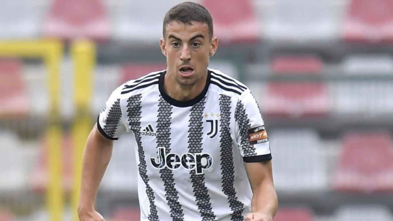 Calciomercato Juventus, accordo ufficiale: annuncio e firma