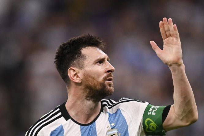 "Messi è Gesù, Maradona è Dio": l'Argentina in finale esalta tutti