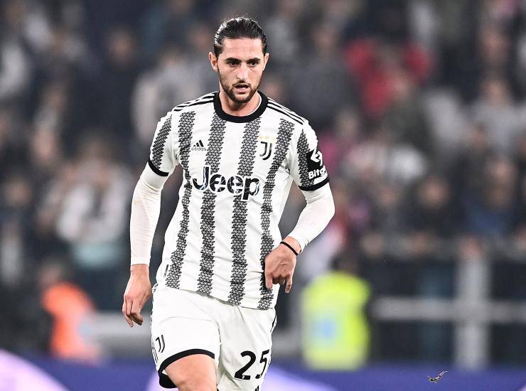 Rabiot, l'Atletico Madrid propone Saul Niguez alla Juventus.