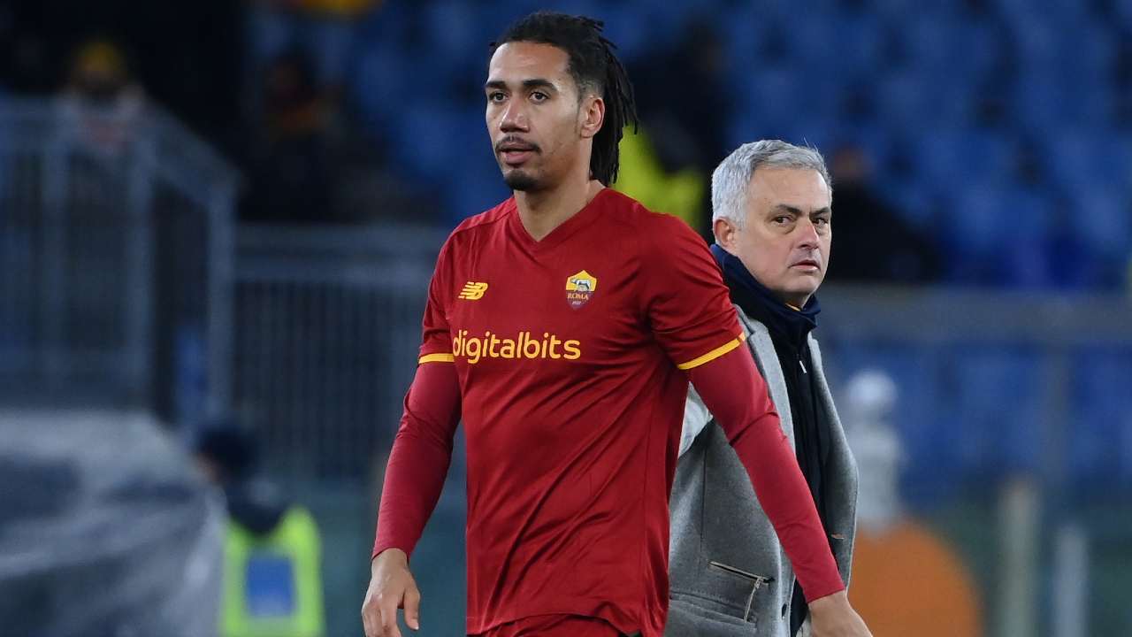 Calciomercato, biennale per Smalling: ma la Juventus è in agguato