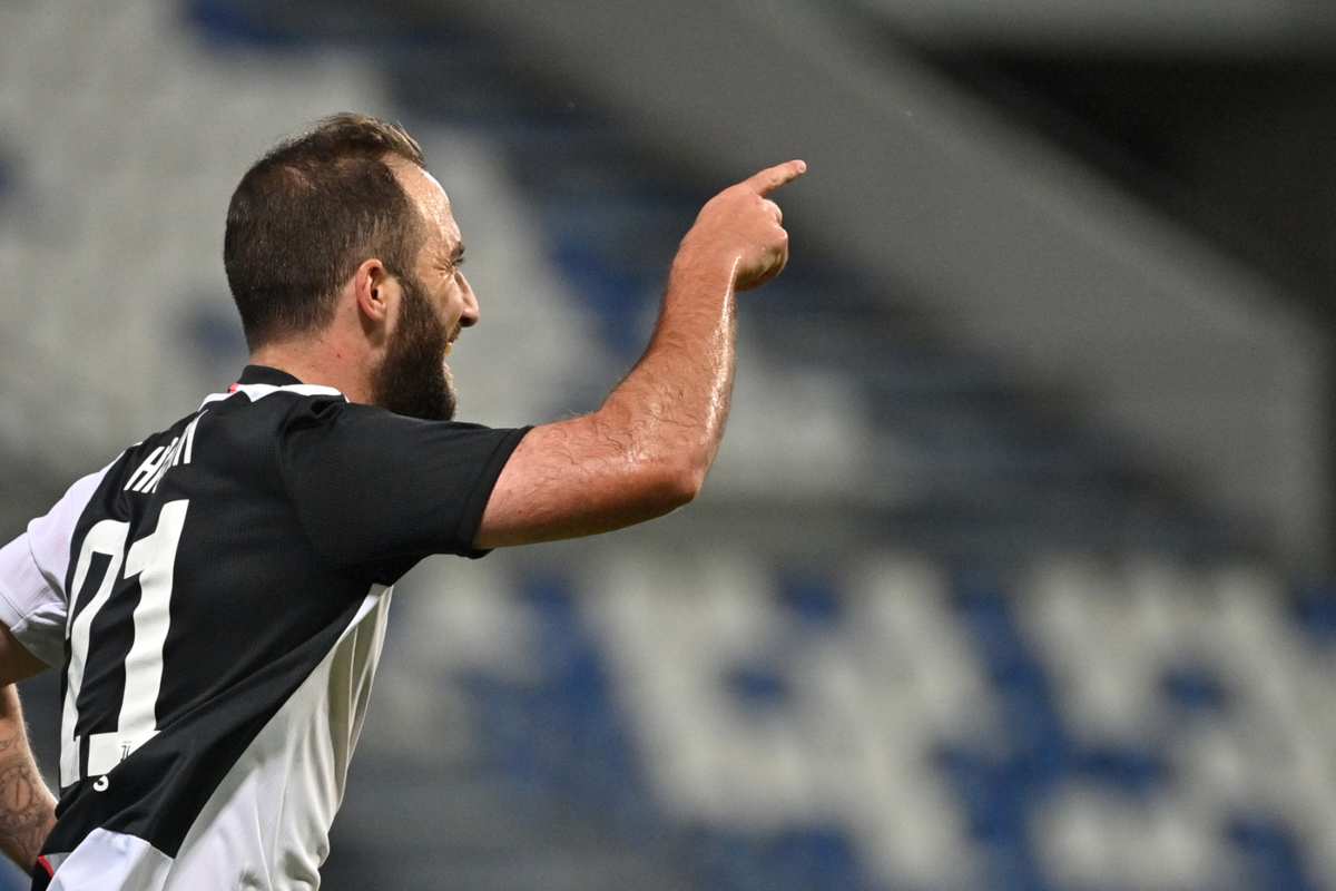 Dal Napoli alla Juventus: ‘tradimento’ alla Higuain, c’è la data del super colpo