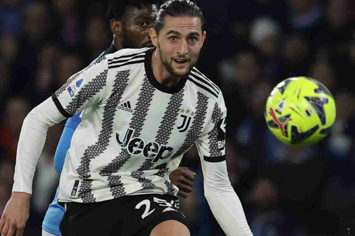 Calciomercato Juventus, blitz per la firma: incontro alla Continassa