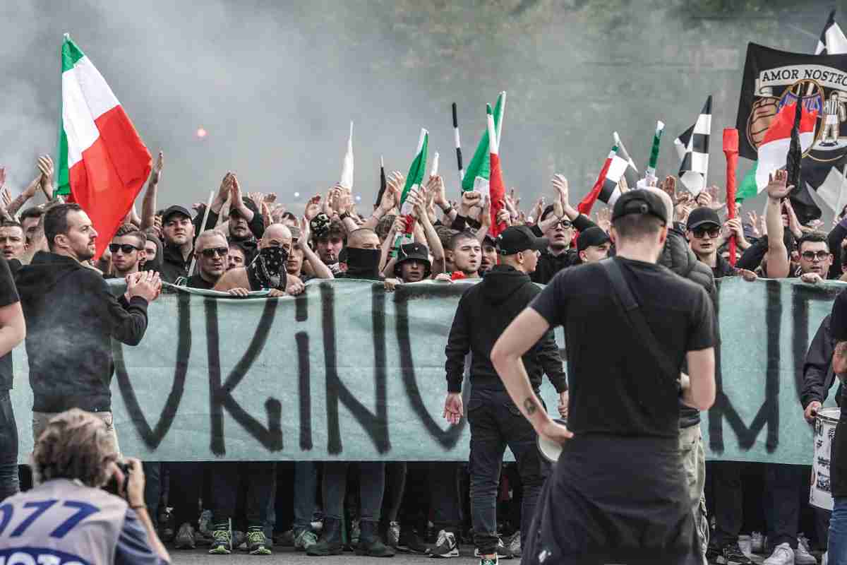 Napoli-Juve, tifosi osservati speciali: “Cercano solo lo scontro”