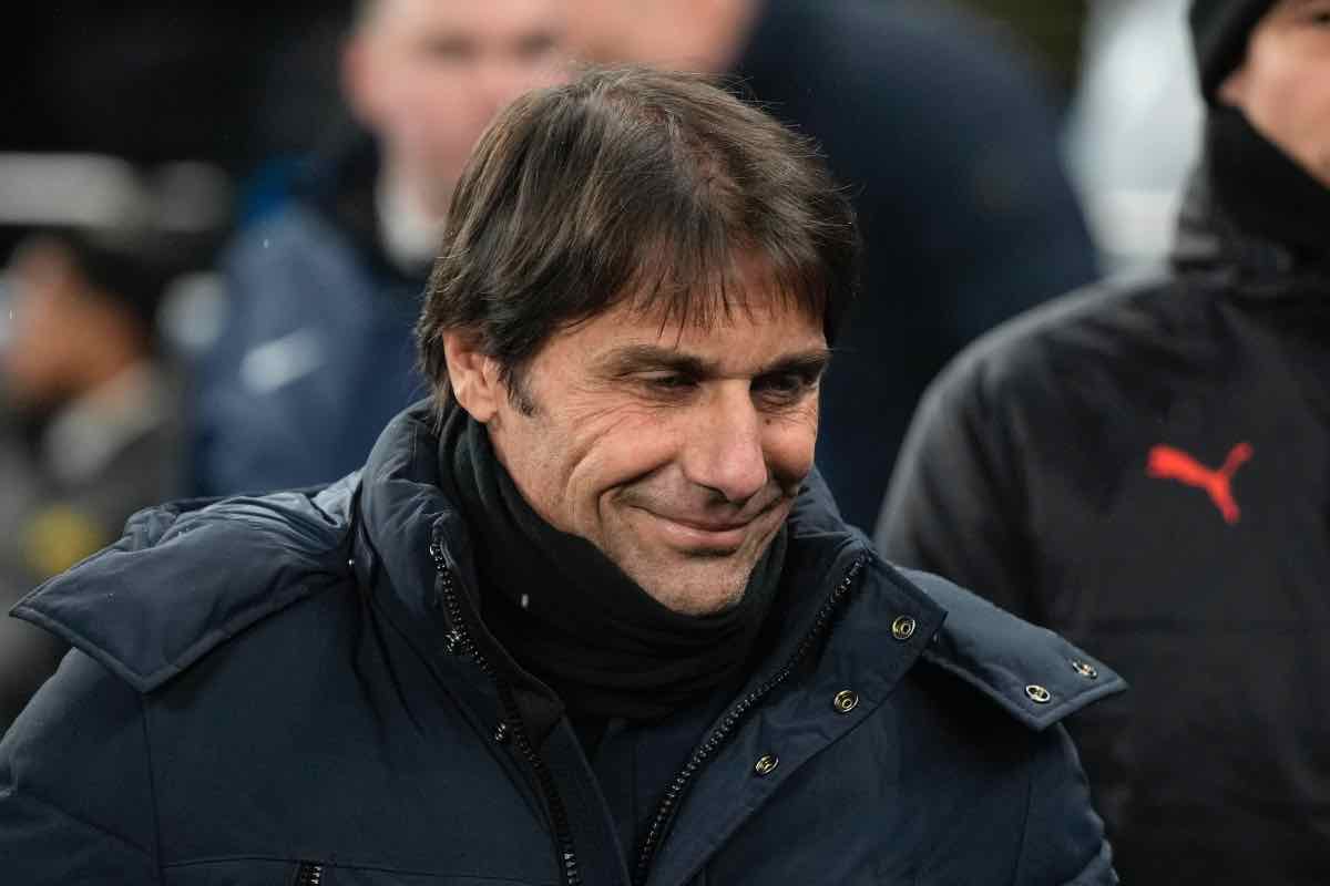 Calciomercato Juventus, pazienza finita con Conte: volano gli stracci