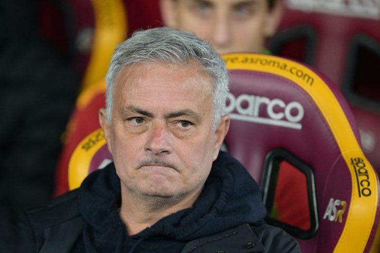 Mourinho calciomercato Conte Roma