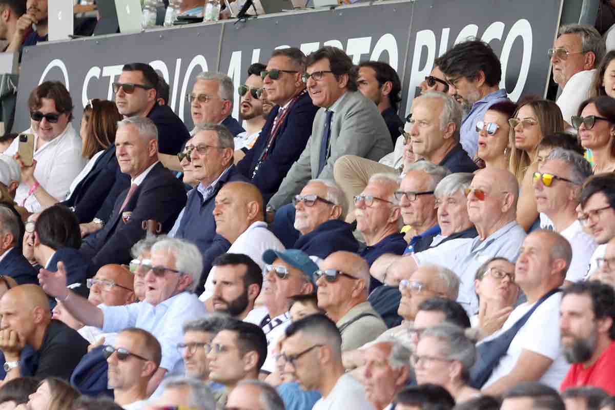 Insulti razzisti, partita sospesa in Serie A: è successo di nuovo