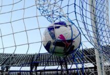 Aggressione in campo e commozione celebrale: UFFICIALE, partita sospesa