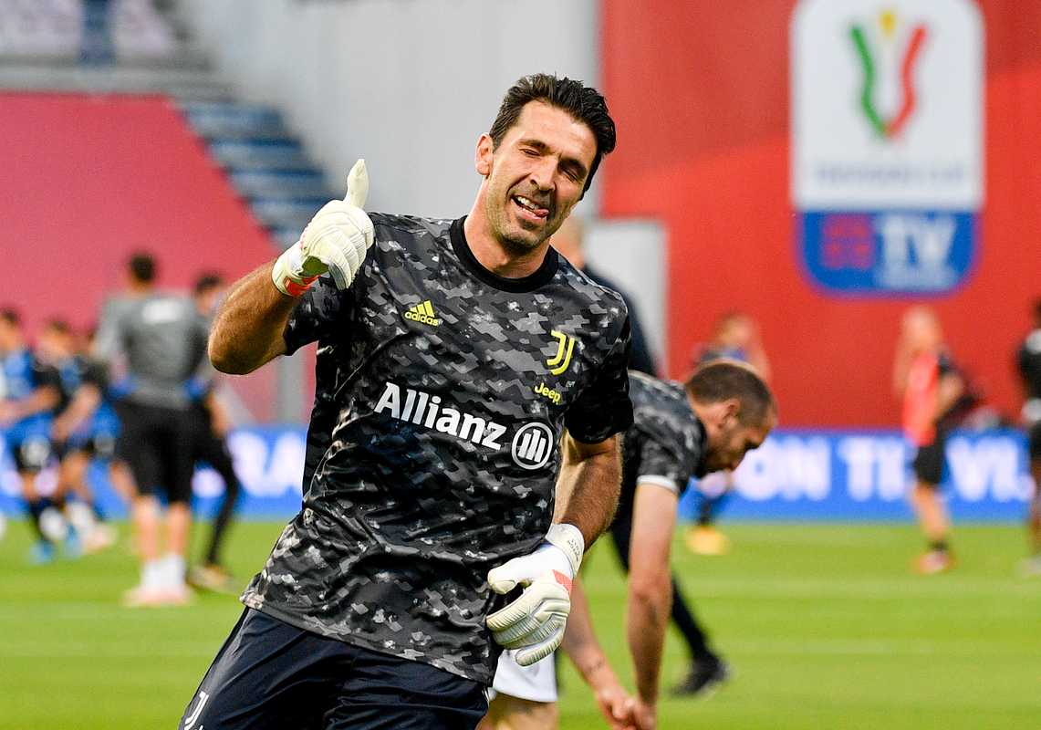 Buffon ha deciso: l'ex Juventus appende i guanti al chiodo