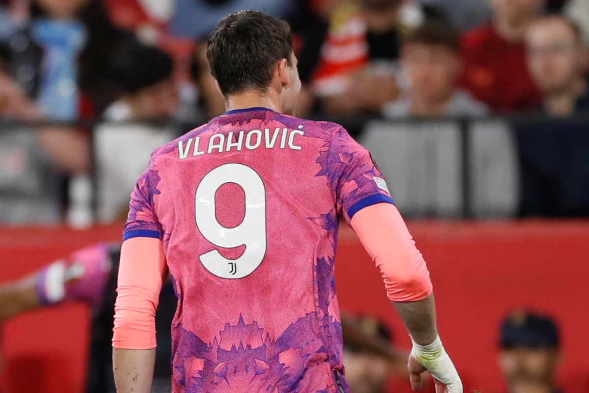 Calciomercato Juventus accordo chiuso per Vlahovic