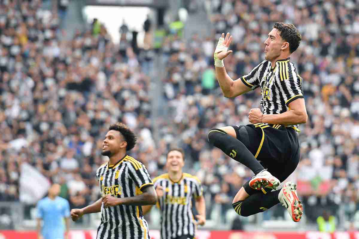 Calciomercato Juventus, summit decisivo: Vlahovic fino al 2028