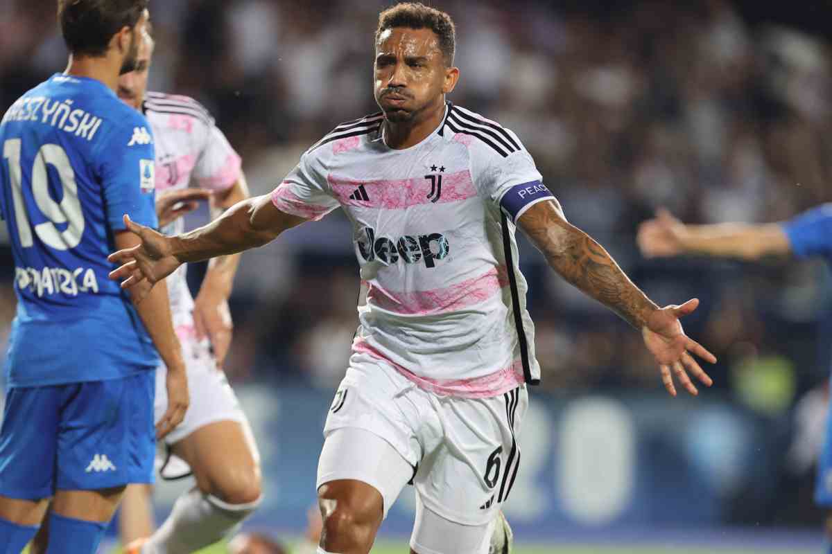 Seleziona Chiesa-Danilo, è corsa contro il tempo: le ultime in vista di Milan-JuveChiesa-Danilo, è corsa contro il tempo: le ultime in vista di Milan-Juve