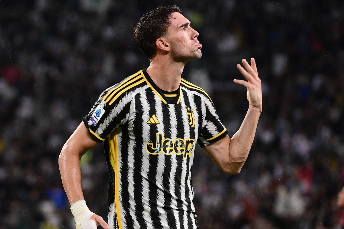 Calciomercato Juventus, scambio e cash per Vlahovic: Allegri ha il suo nuovo mediano