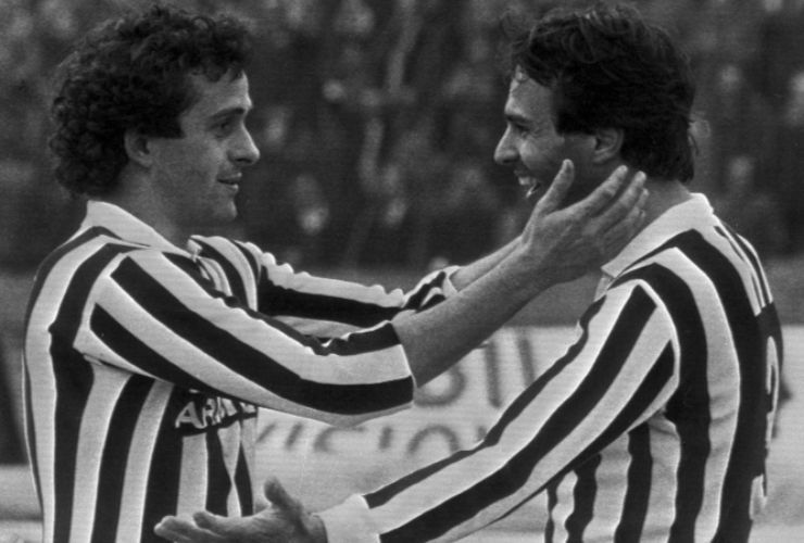 Michel Platini Antonio Cabrini in campo con la Juve