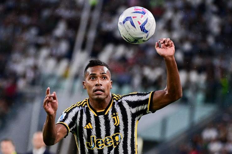 Domenica annuncia il ritiro: l’erede gioca nella Juventus