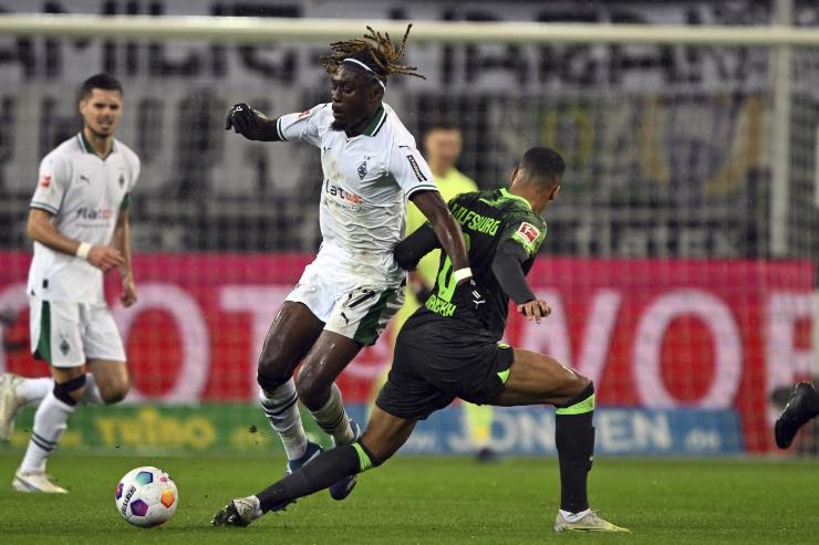 Manu Koné, Liverpool avanti a Juventus e Newcastle 