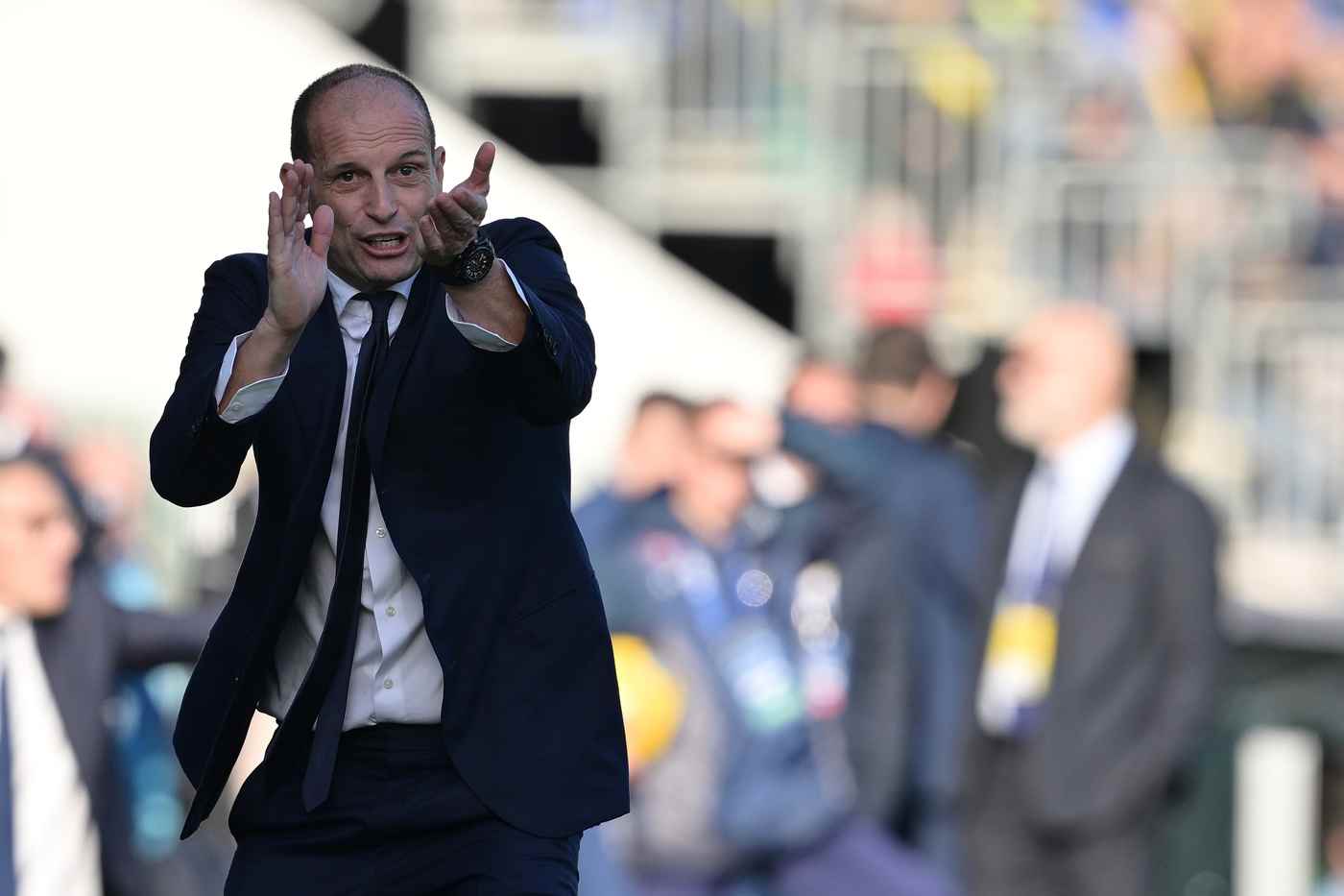 Calciomercato Juventus, ribaltone clamoroso: firma a un passo