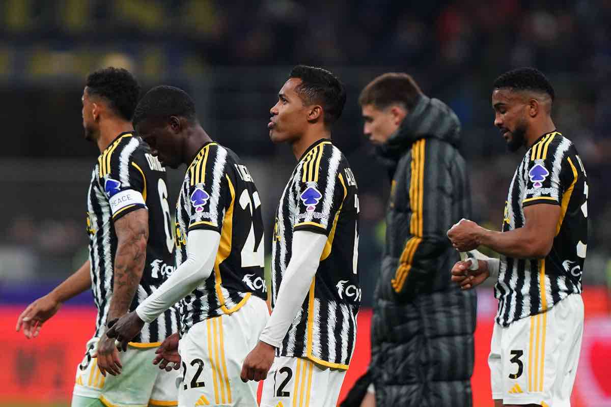 Juventus-Udinese, Allegri sorprende tutti:”Alex Sandro titolare”