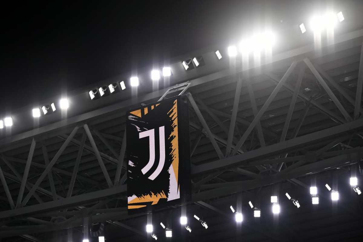 Juventus: tifoseria spaccata in due, pro e contro Allegri