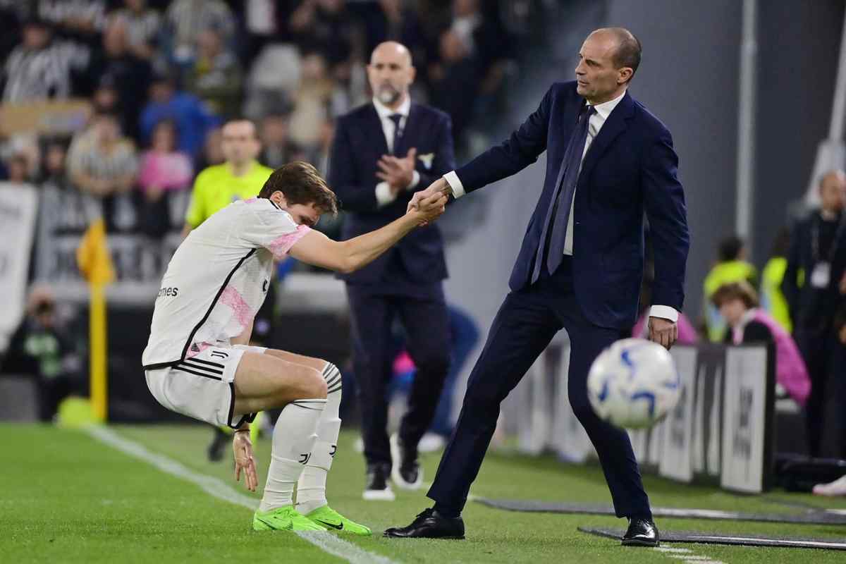 Juventus-Lazio infinita, VAR bastonato: “Fa male al calcio, una presa in giro”