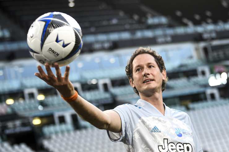 Bancomat Elkann: nuovo incasso da favola 