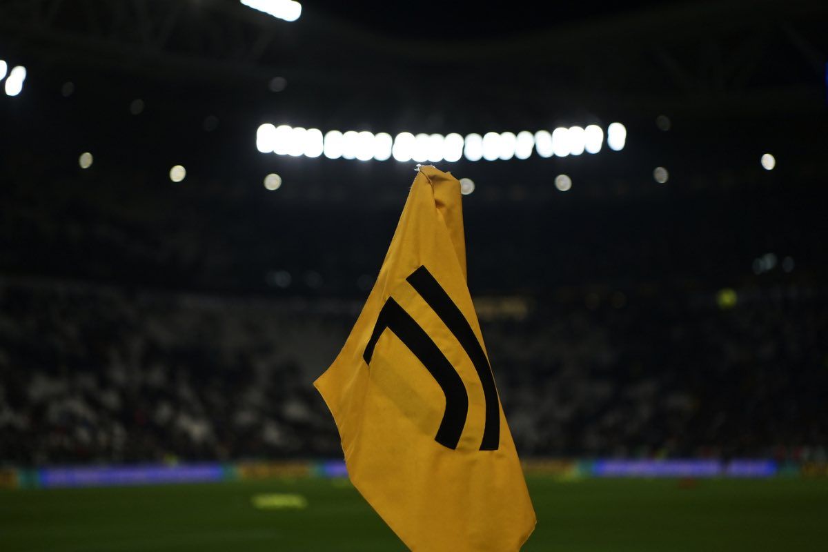 Bomba improvvisa dalla Continassa