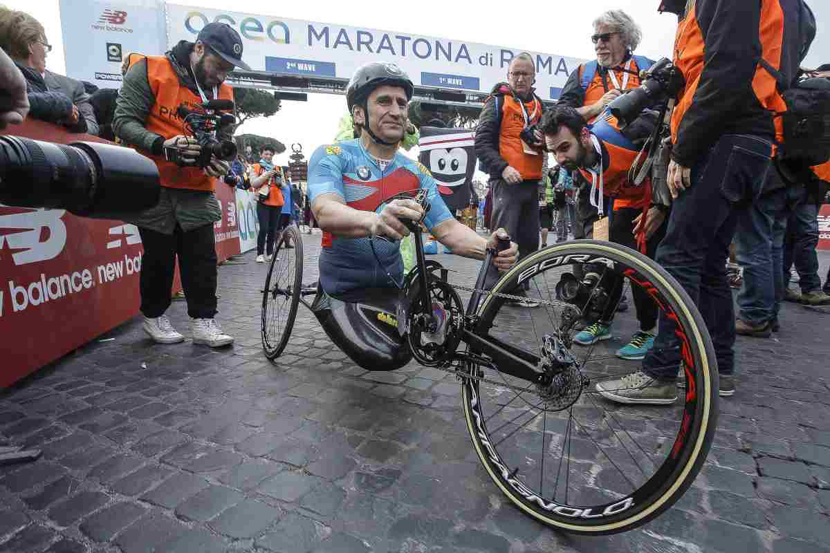 Lacrime agli occhi per Zanardi