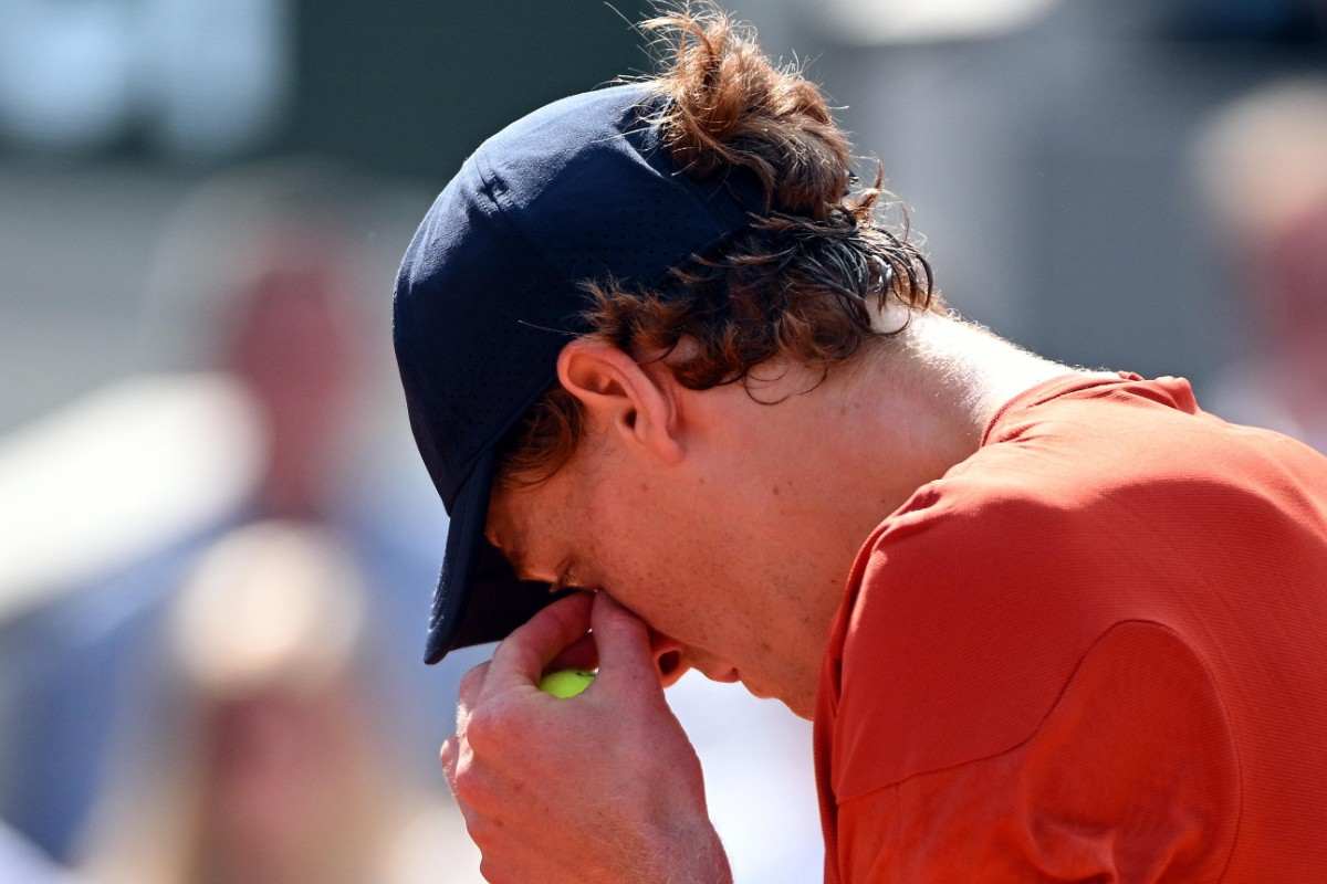 Sinner nuovo numero uno, il clamoroso annuncio scuote il Roland Garros