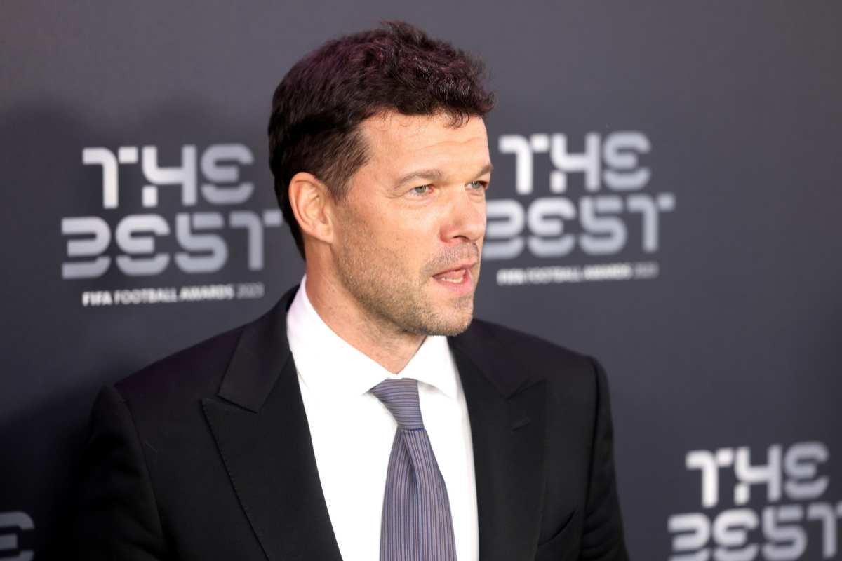 Ballack vende un'auto di Michael Schumacher