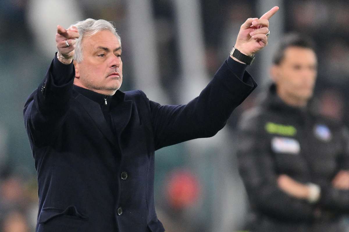 Mourinho piomba su un giocatore bianconero
