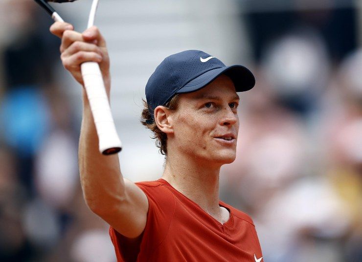Sinner nuovo numero uno, il clamoroso annuncio scuote il Roland Garros