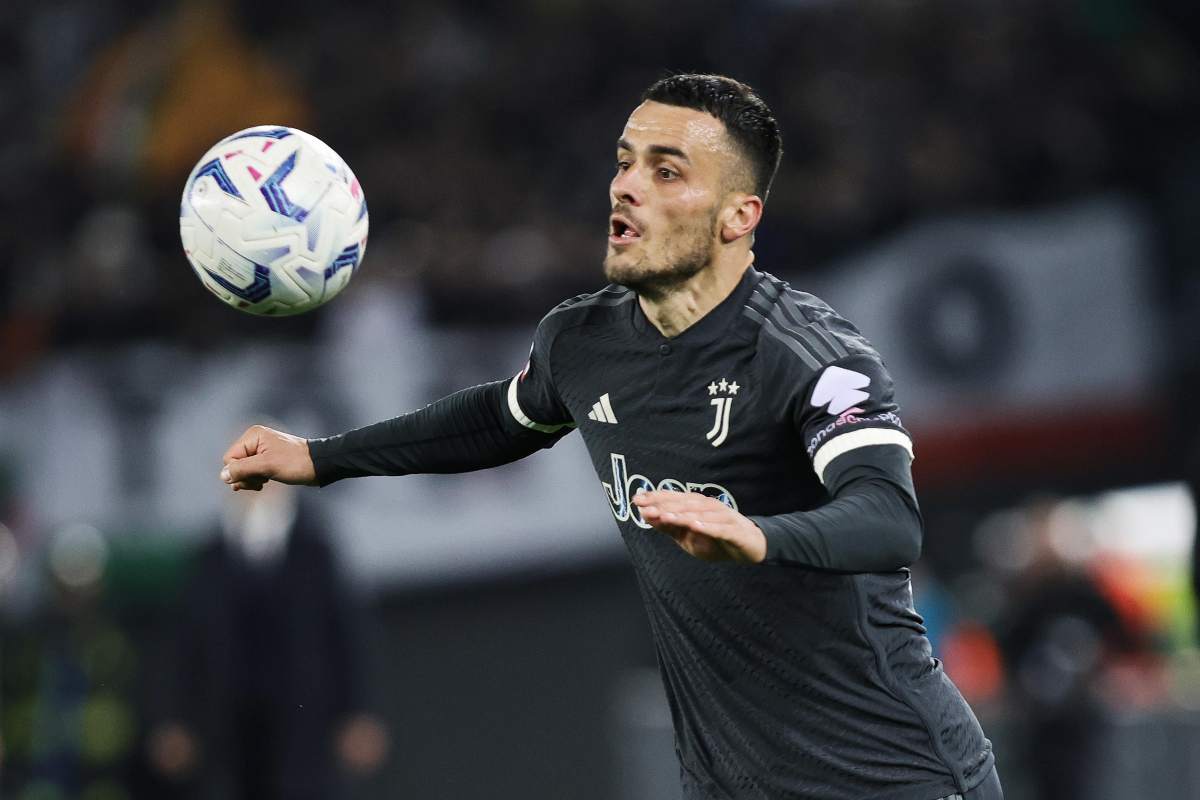 Juve, cambio tra Kostic e un esterno sudamericano
