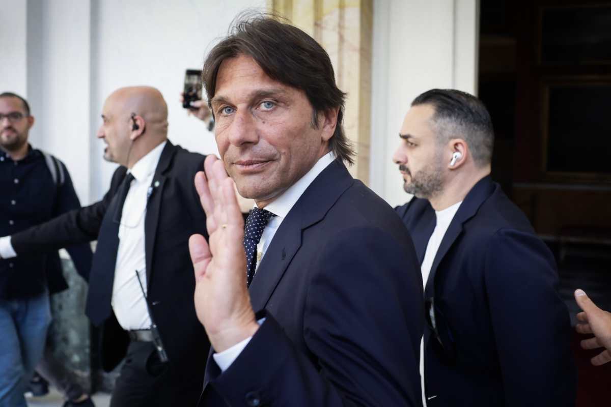 Antonio Conte valuta l'acquisto di Arthur