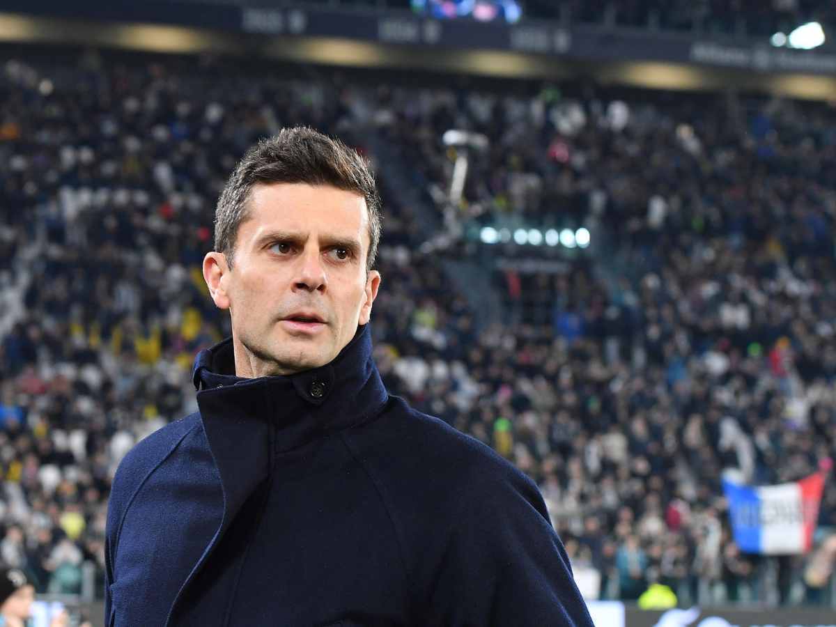 Thiago Motta osserva preoccupato